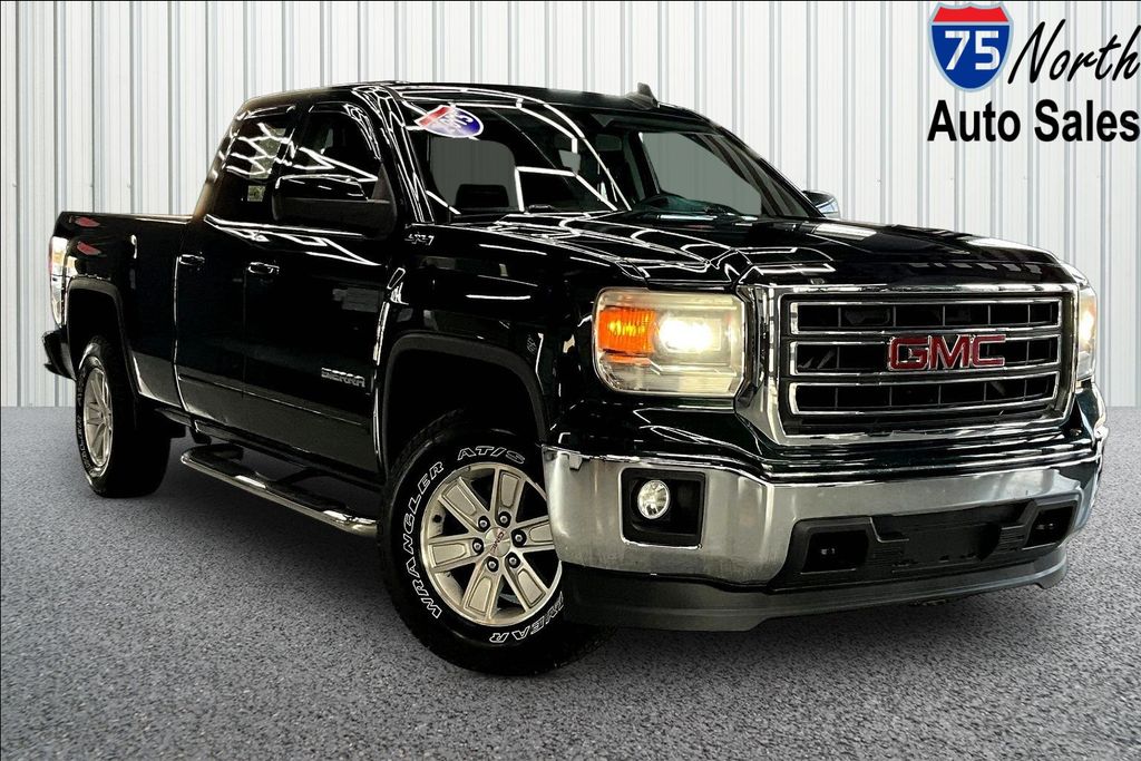 2015 GMC Sierra 4WD Double Cab SLE SWB's photo