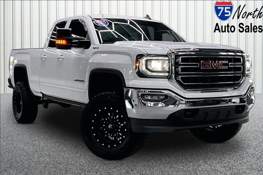 2017 GMC Sierra 4WD Double Cab Standard Box SLE's photo