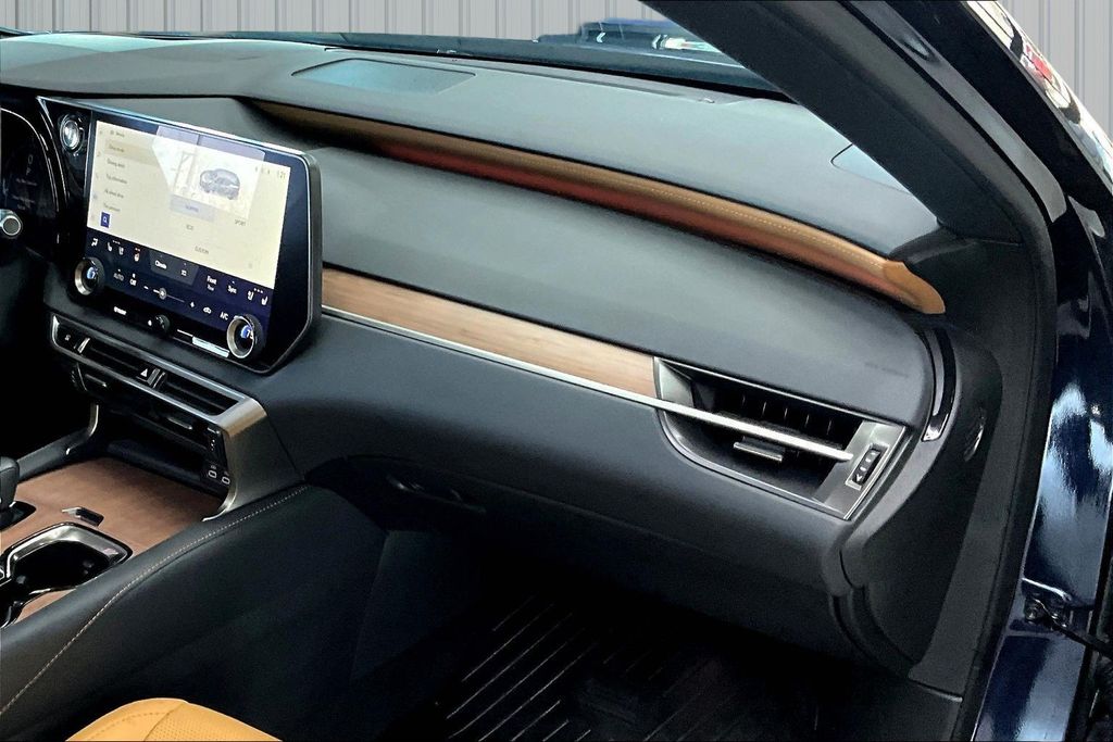 2024 Lexus RX 350 - Photo 27