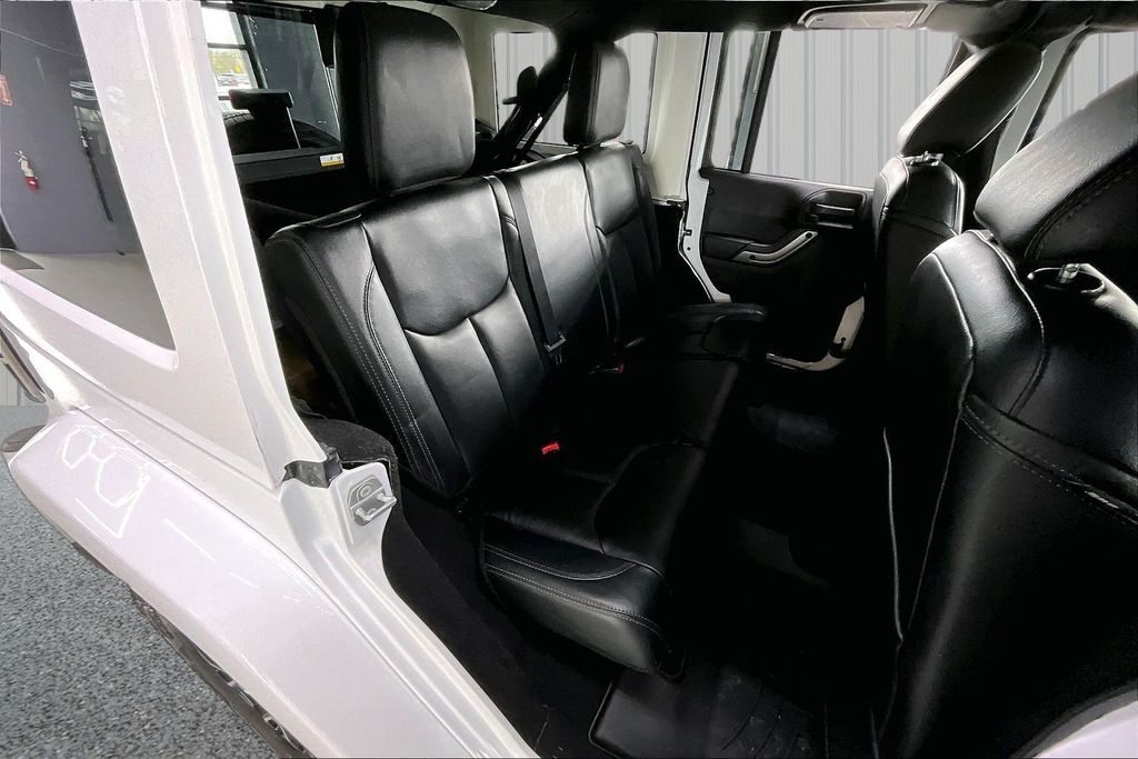 2018 Jeep Wrangler JK Unlimited Altitude - Photo 27