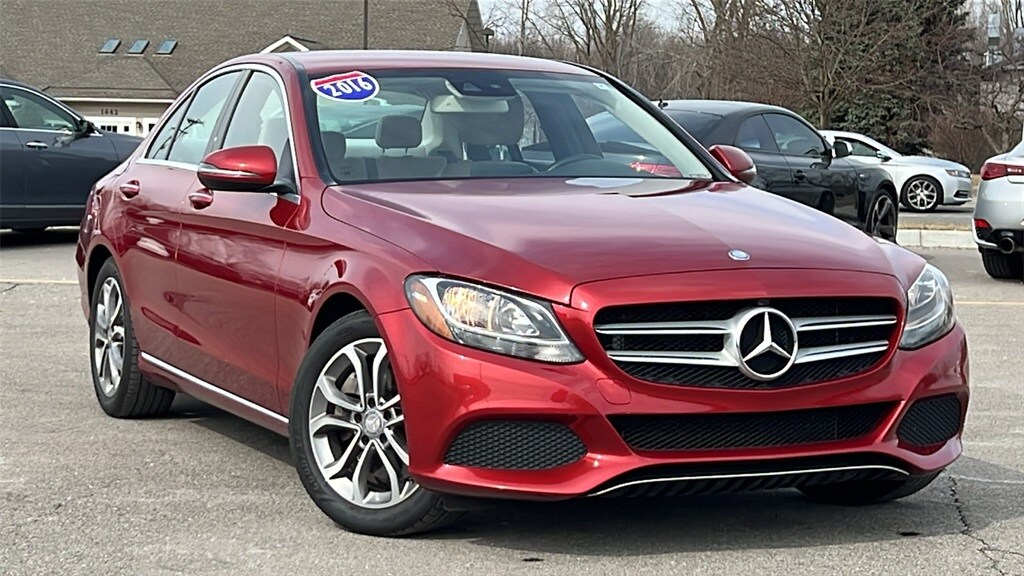 2016 Mercedes Benz C 300 Sedan photo 2