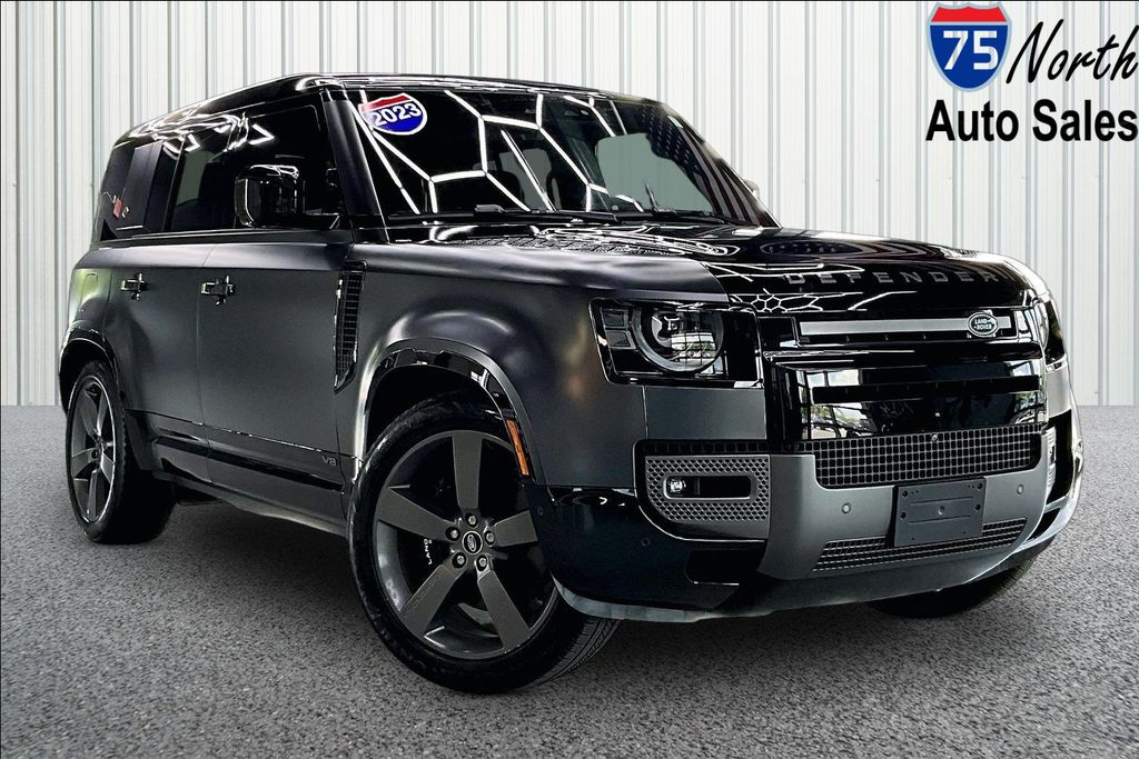 2023 Land Rover Defender Carpathian Edition's photo