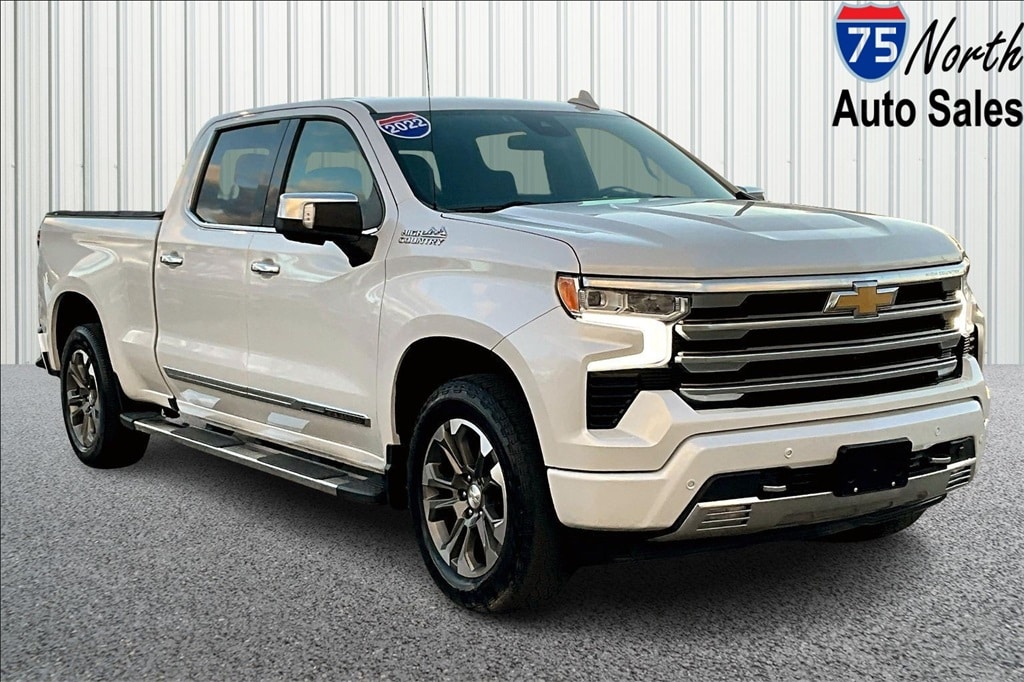 2022 Chevrolet Silverado 1500 High Country's photo