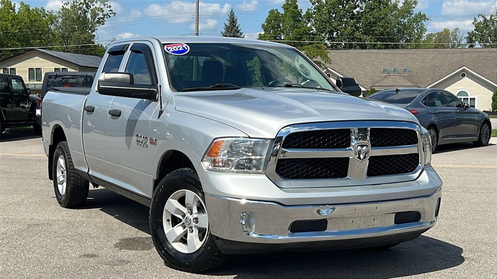 2017 Ram 1500 Tradesman Express photo 2
