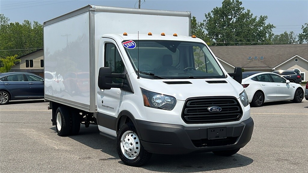 2019 Ford Transit photo 2