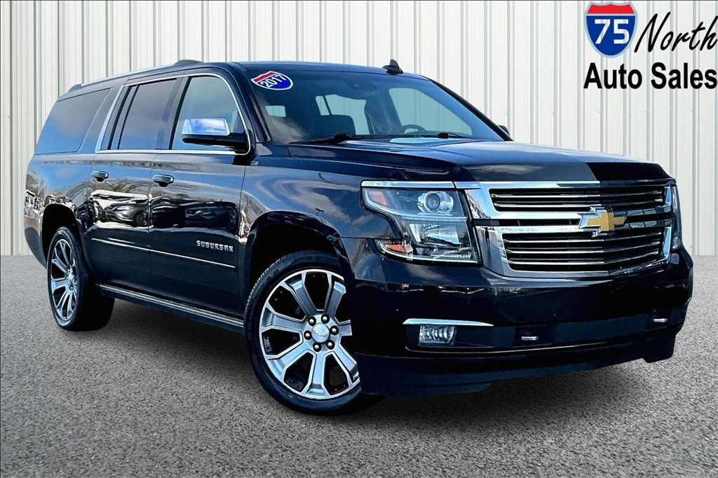 2017 Chevrolet Suburban Premier's photo