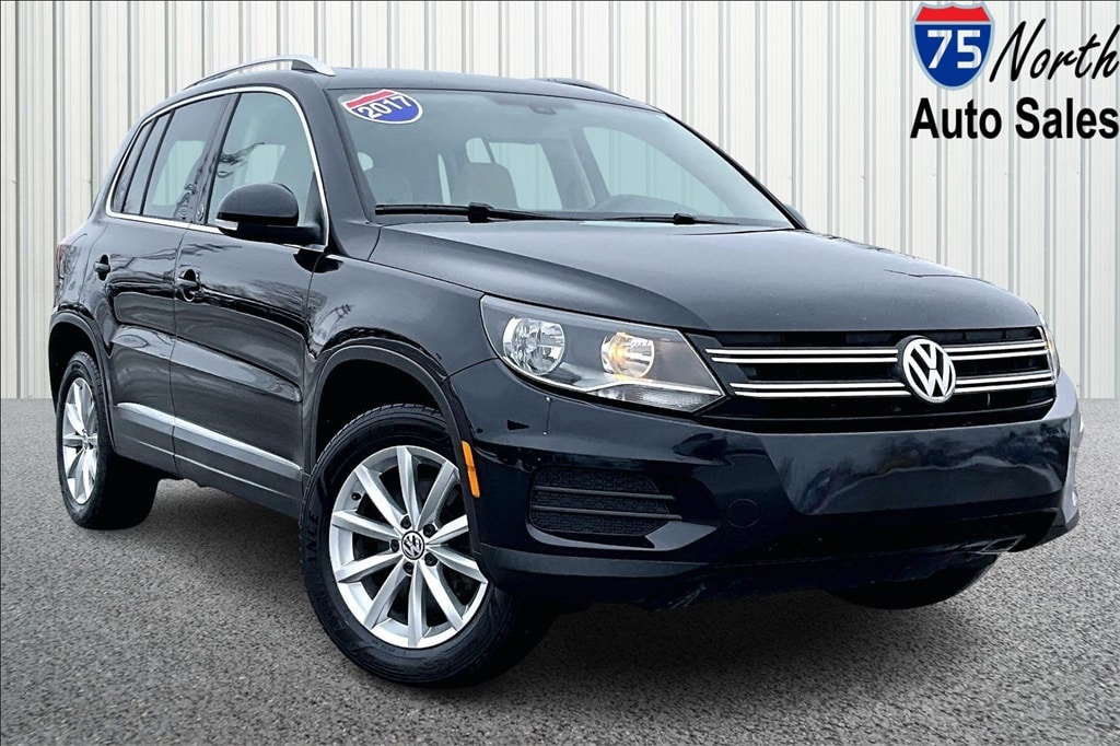 2017 Volkswagen Tiguan Wolfsburg Edition's photo
