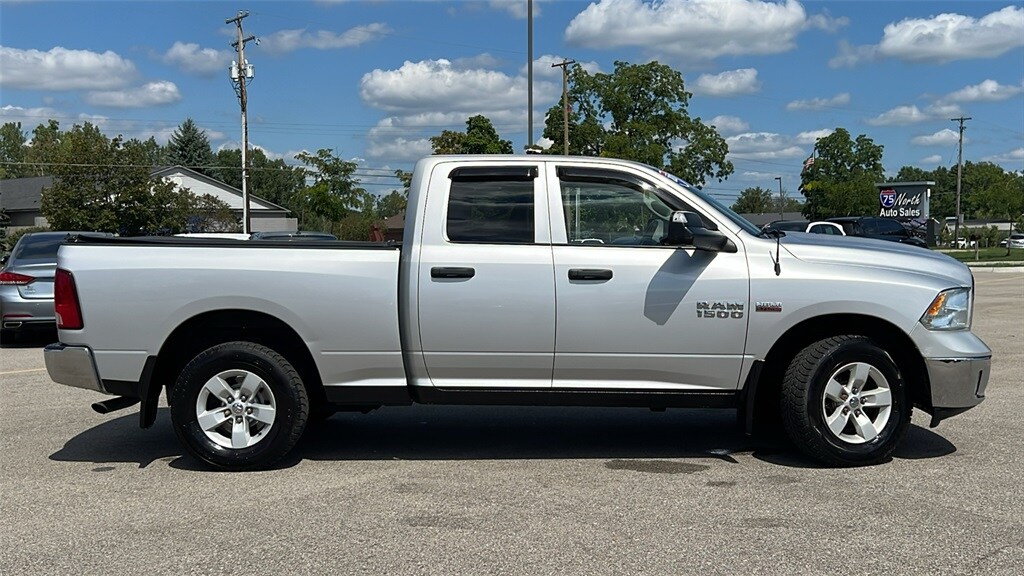 2017 Ram 1500 Tradesman Express photo 4