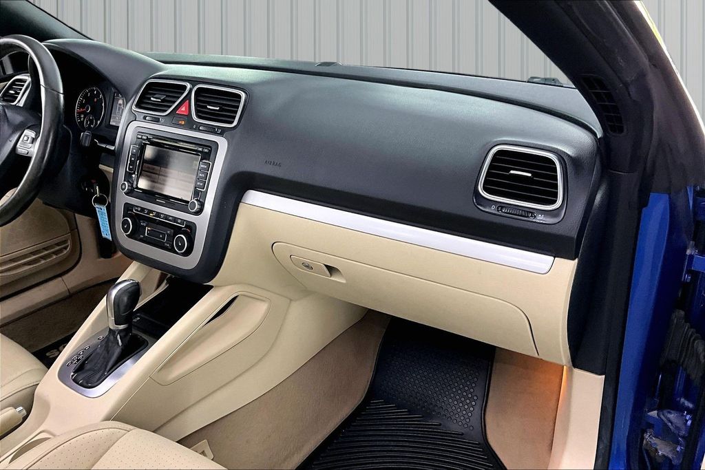 2012 Volkswagen Eos Komfort - Photo 25