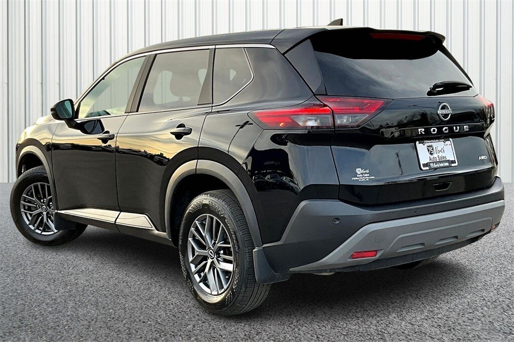 Used 2023 Nissan Rogue S SUV