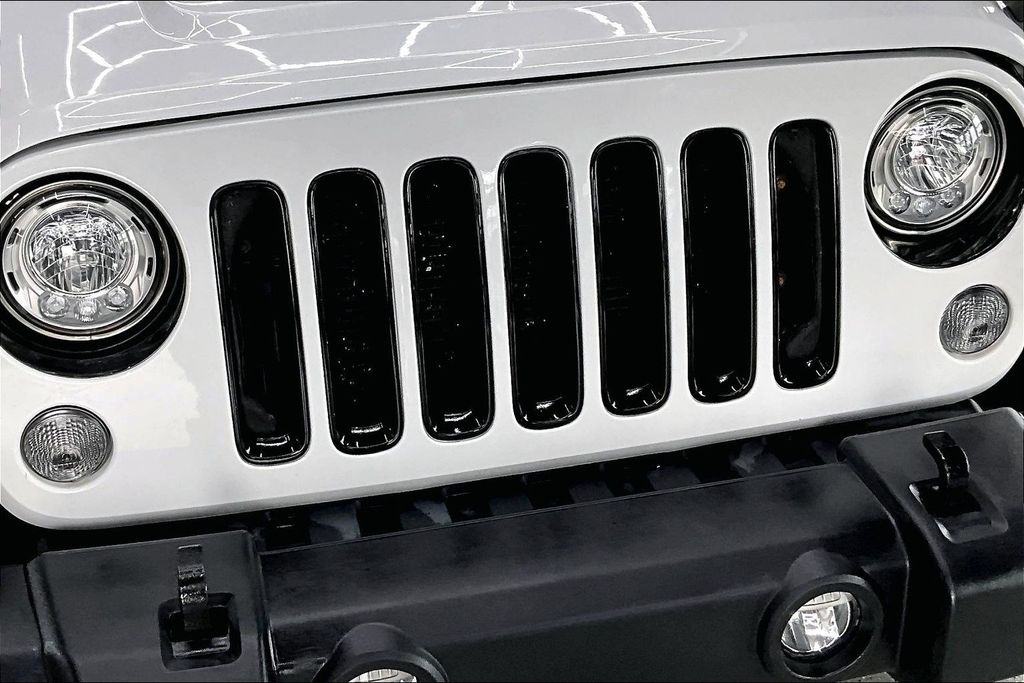2018 Jeep Wrangler JK Unlimited Altitude - Photo 34