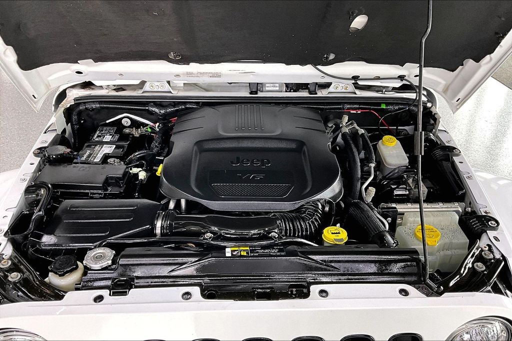 2018 Jeep Wrangler JK Unlimited Altitude - Photo 31