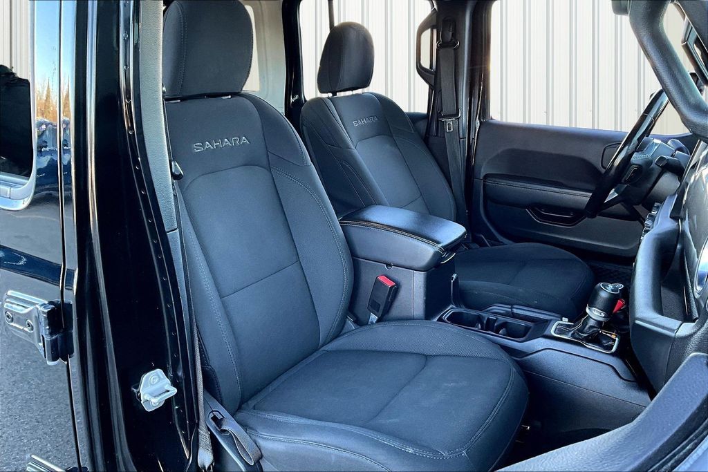 2021 Jeep Wrangler Unlimited Sahara - Photo 28