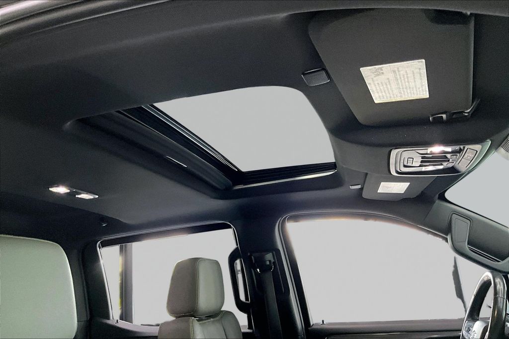 2023 Chevrolet Silverado 1500 ZR2 - Photo 29