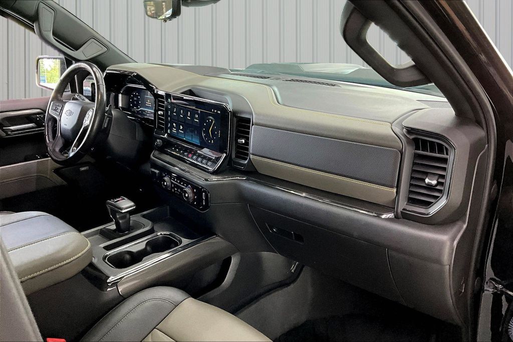 2023 Chevrolet Silverado 1500 ZR2 - Photo 28
