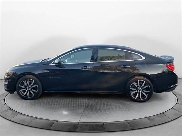 2021 Chevrolet Malibu RS photo 2