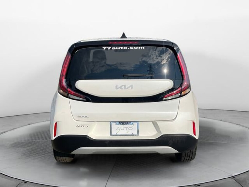 Used 2024 Kia Soul LX Hatchback