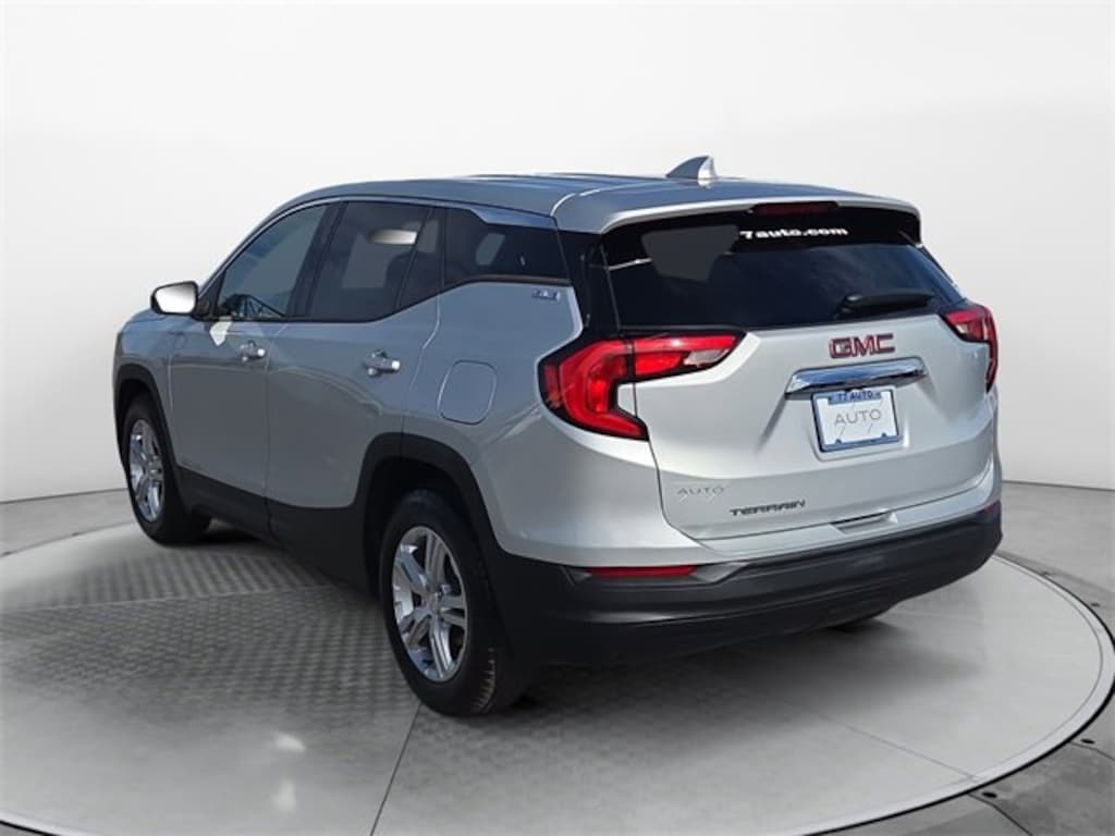 Used 2020 GMC Terrain SLE SUV