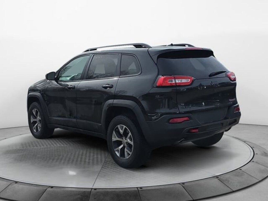 Used 2015 Jeep Cherokee Trailhawk SUV