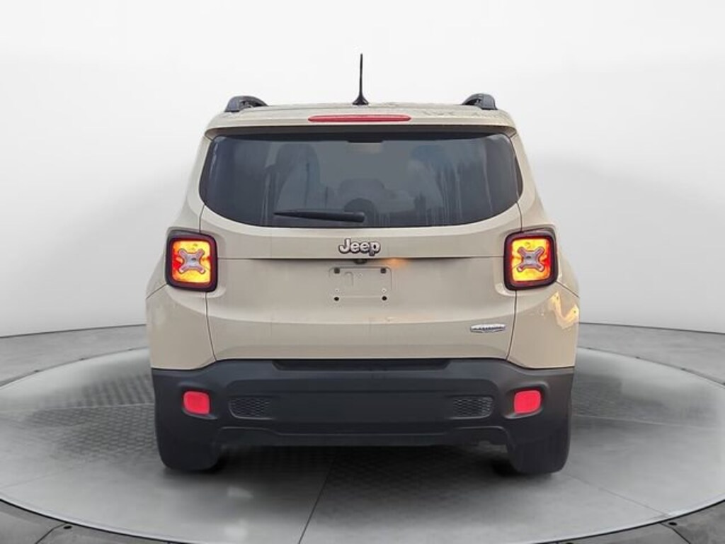 Used 2015 Jeep Renegade Latitude SUV