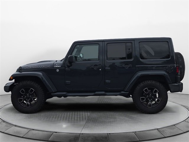2017 Jeep Wrangler Unlimited Sahara photo 2