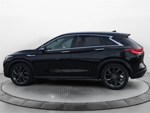 2019 Infiniti QX50 Essential photo 2
