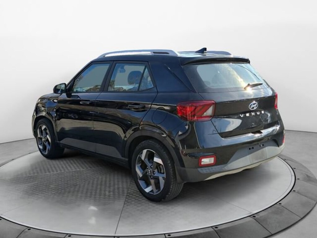 Used 2020 Hyundai Venue SEL SUV