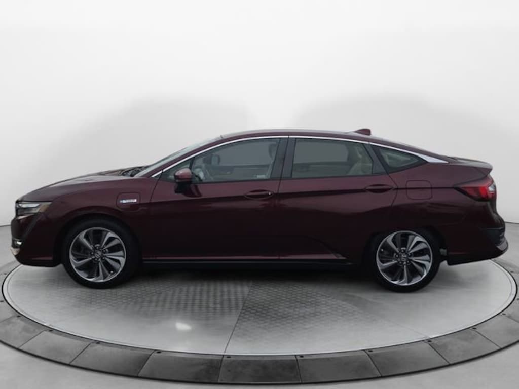 Used 2018 Honda Clarity Plug-In Hybrid Sedan
