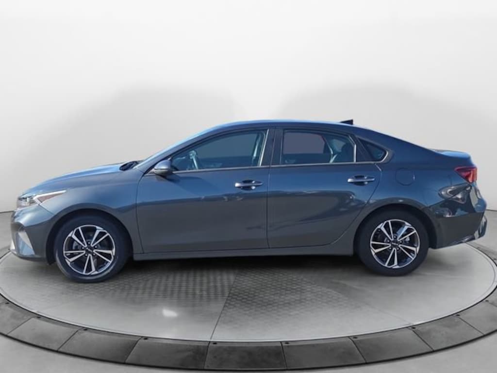 Used 2023 Kia Forte LXS Sedan