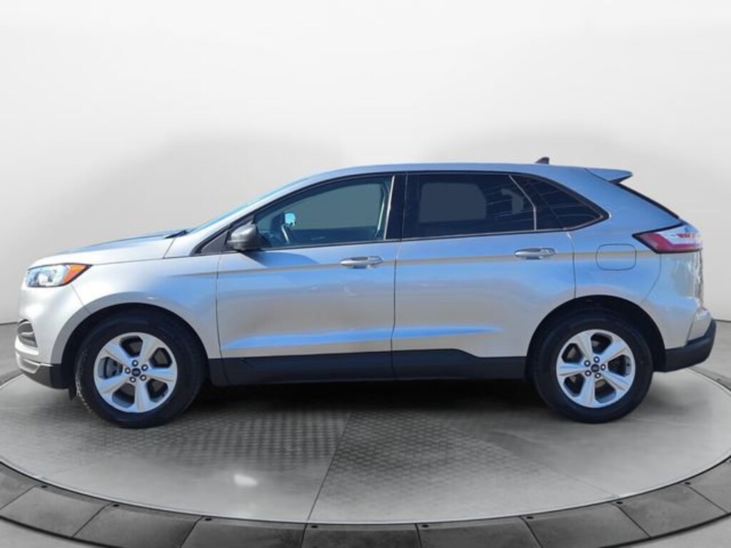 Used 2020 Ford Edge SE SUV