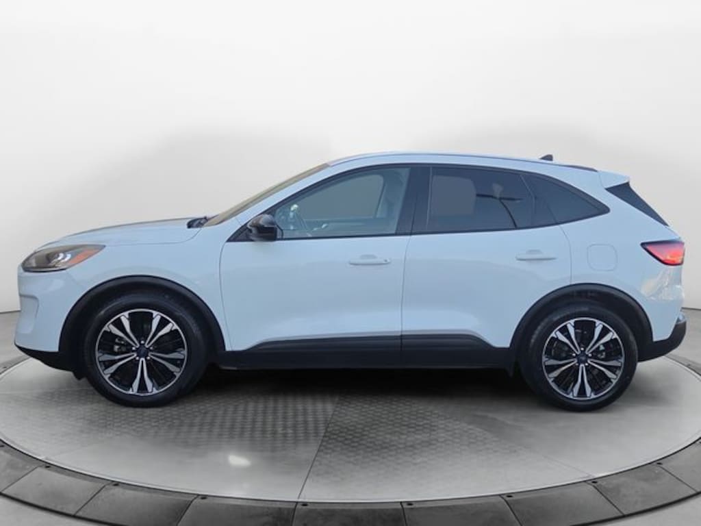 Used 2021 Ford Escape SE SUV