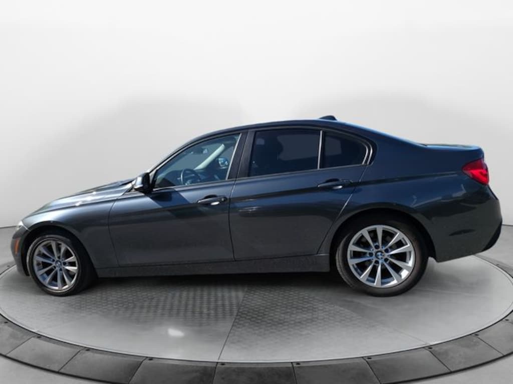 Used 2017 BMW 320i 320i Sedan