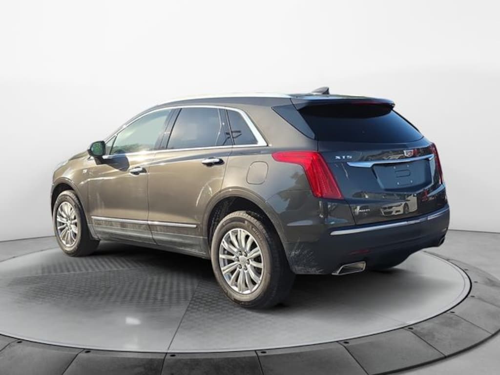 Used 2019 CADILLAC XT5 Base SUV