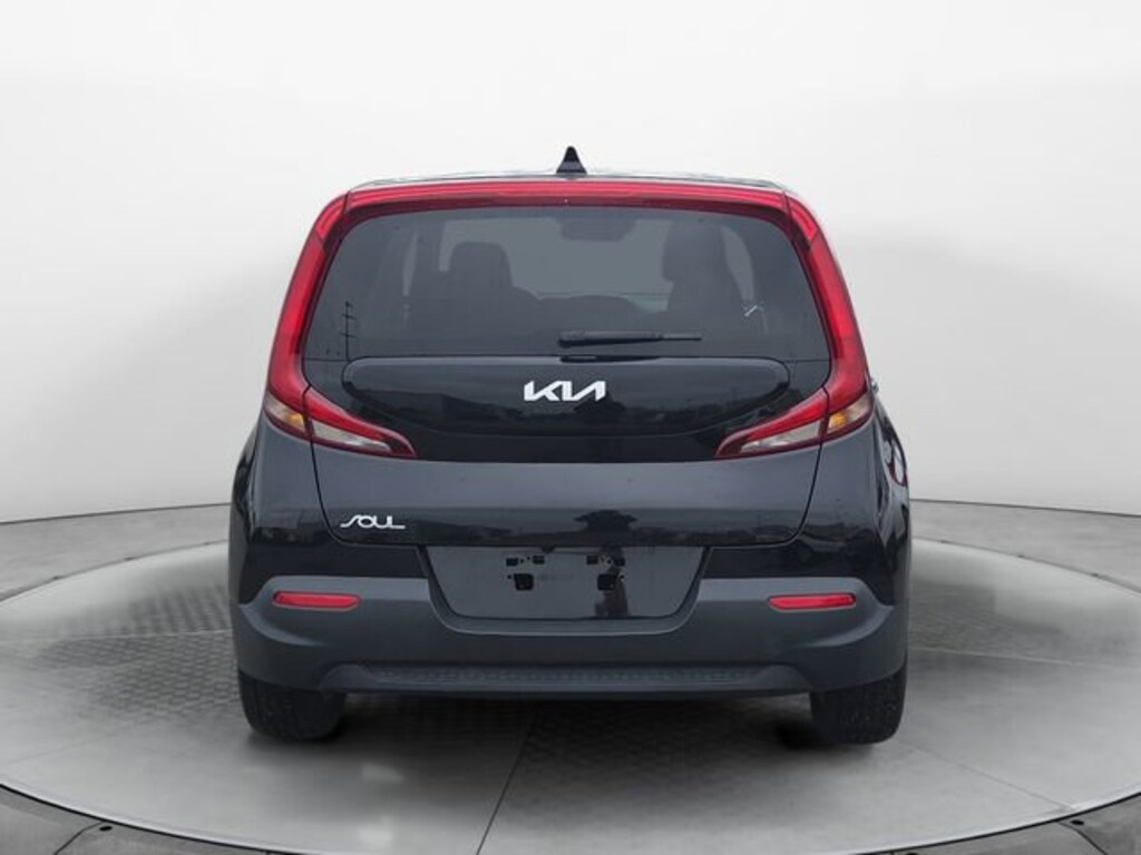 Used 2022 Kia Soul LX Hatchback