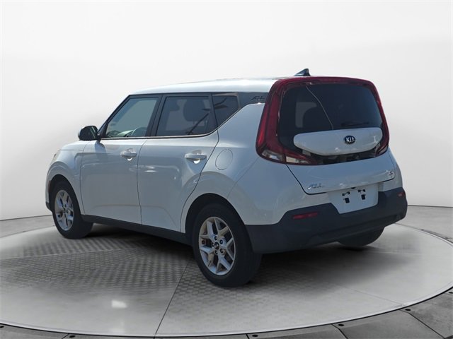 2021 Kia Soul S photo 2
