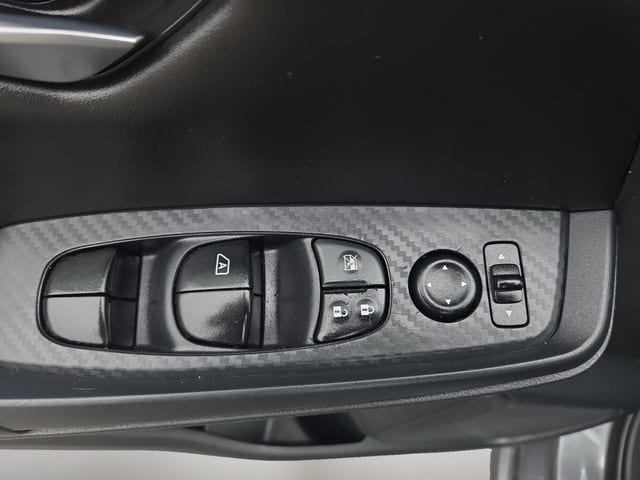 2021 Nissan Sentra SV - Photo 17