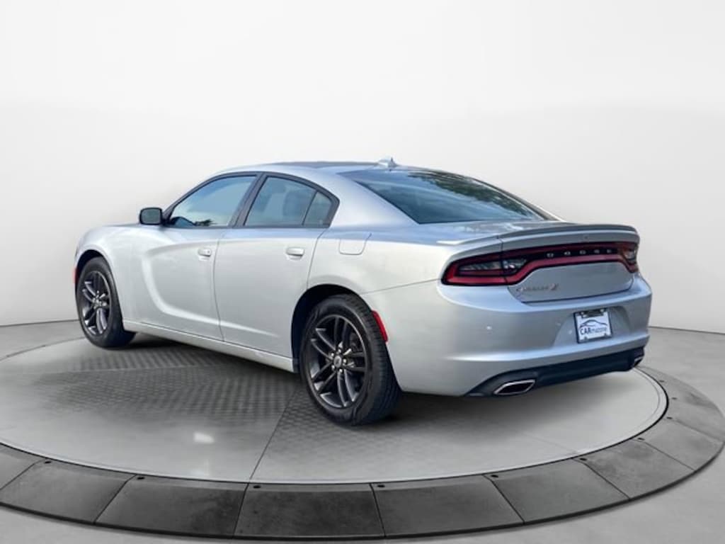 Used 2019 Dodge Charger SXT Sedan