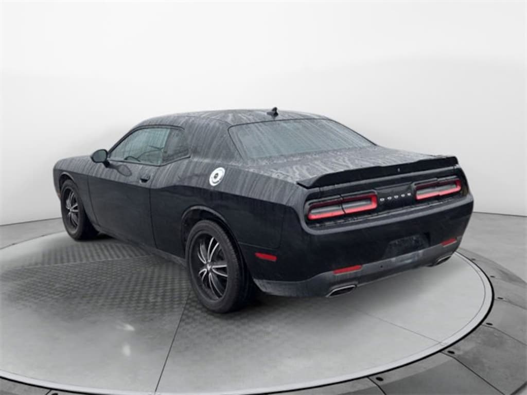 Used 2016 Dodge Challenger SXT Plus Coupe
