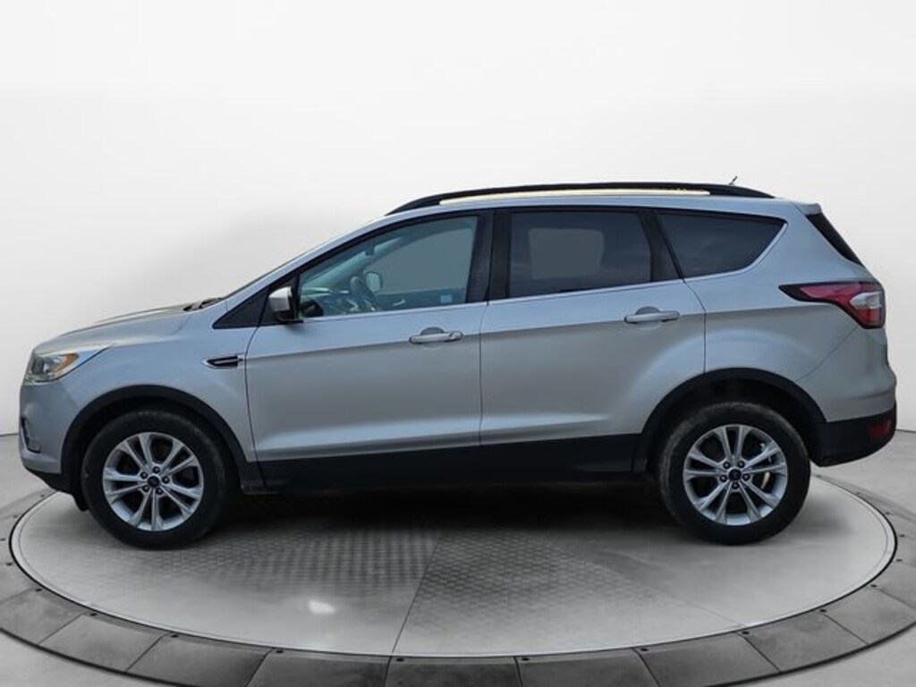 Used 2017 Ford Escape SE SUV