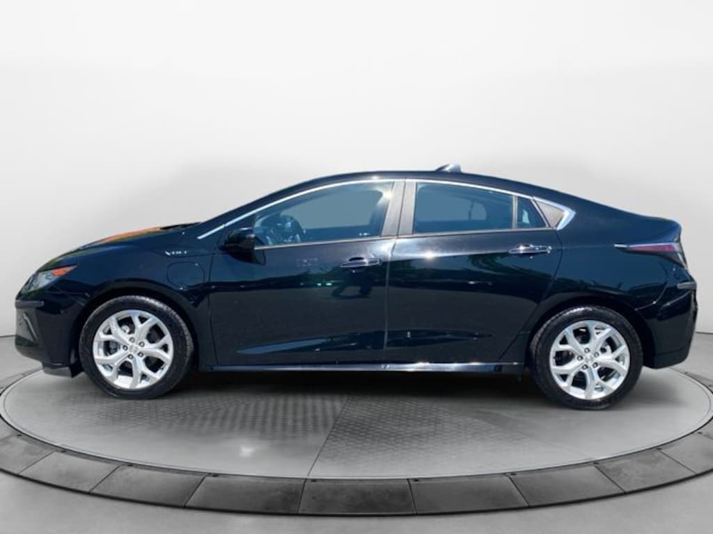 Used 2018 Chevrolet Volt Premier Hatchback