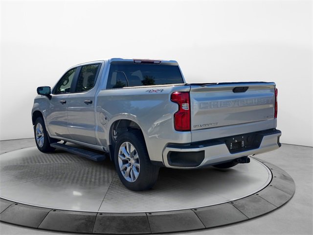 2020 Chevrolet Silverado 1500 Custom photo 2
