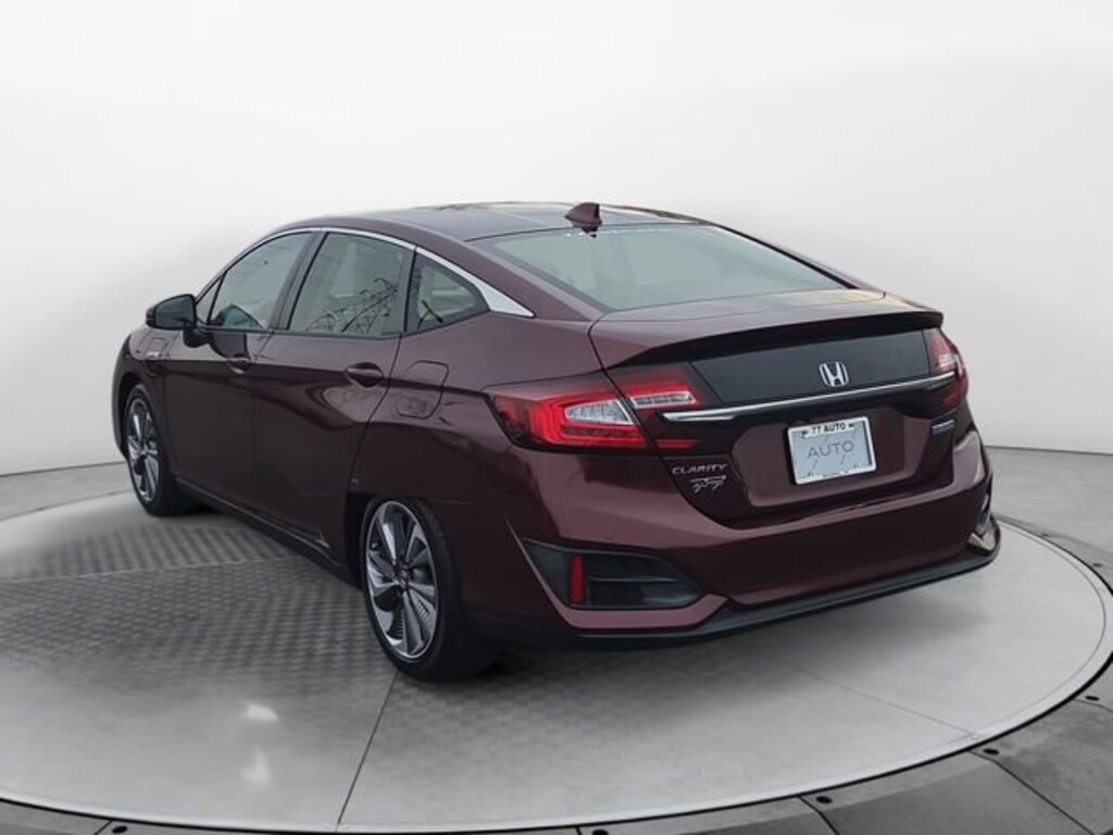 Used 2018 Honda Clarity Plug-In Hybrid Sedan