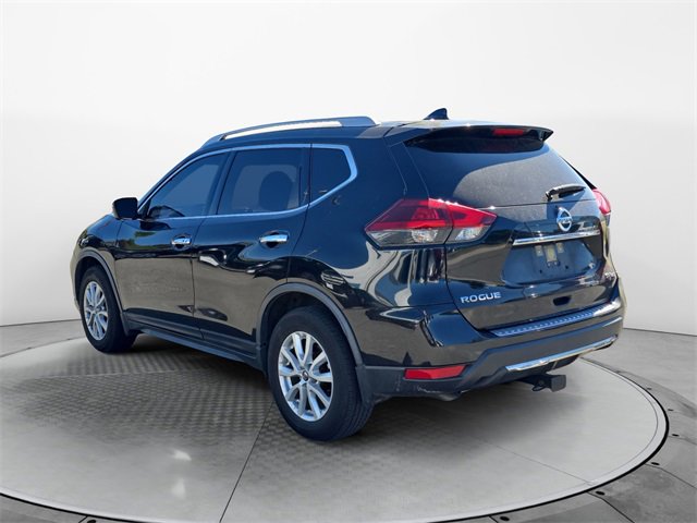 2018 Nissan Rogue SV photo 2