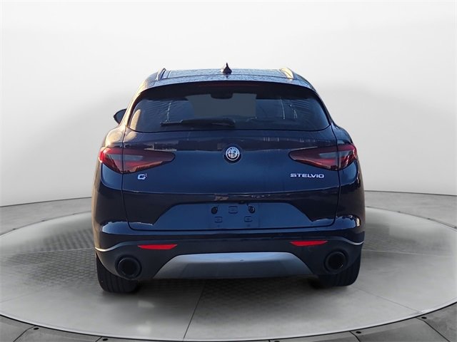 2019 Alfa Romeo Stelvio Ti photo 4