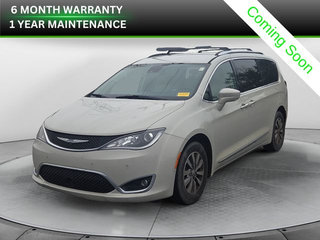 2019 Chrysler Pacifica Touring L Plus's photo
