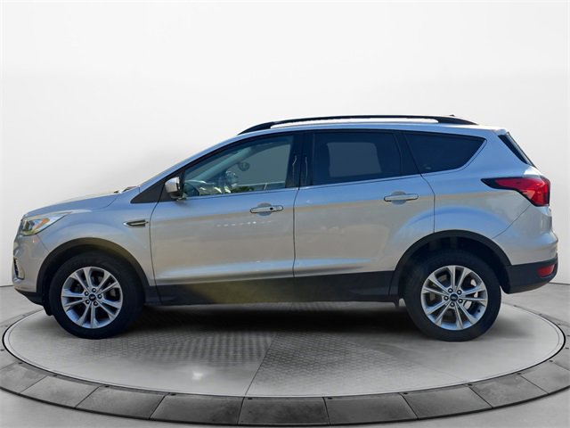2019 Ford Escape SEL photo 2