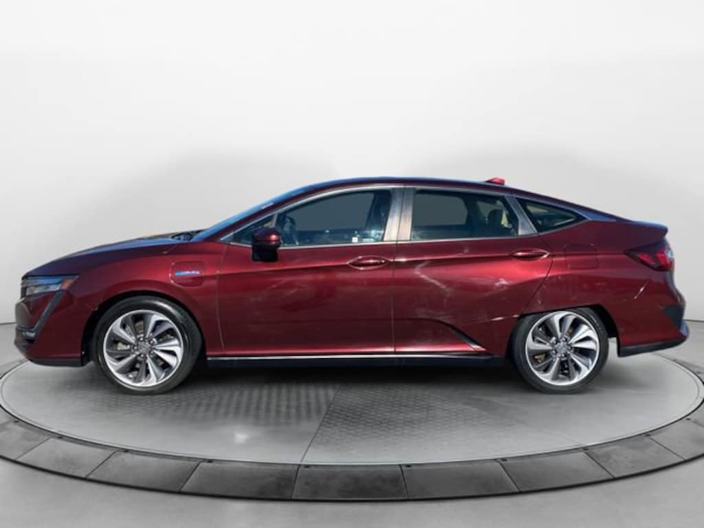 Used 2018 Honda Clarity Plug-In Hybrid Touring Sedan