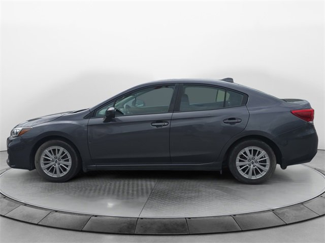 2018 Subaru Impreza Premium photo 2