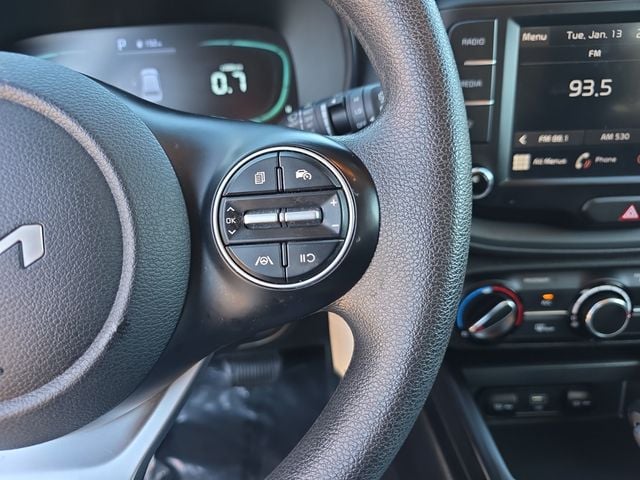 2023 Kia Soul LX - Photo 21