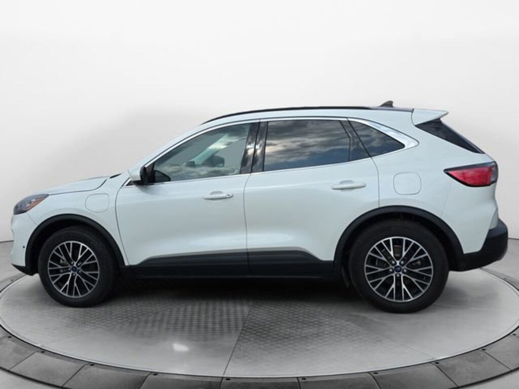 Used 2022 Ford Escape PHEV Titanium Plug-In Hybrid SUV
